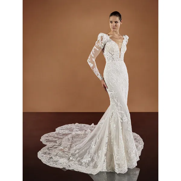 VIPA Mermaid wedding dress with long sleeves and a V-neckline 1 VIPA Mermaid wedding dress with long sleeves and a V-neckline