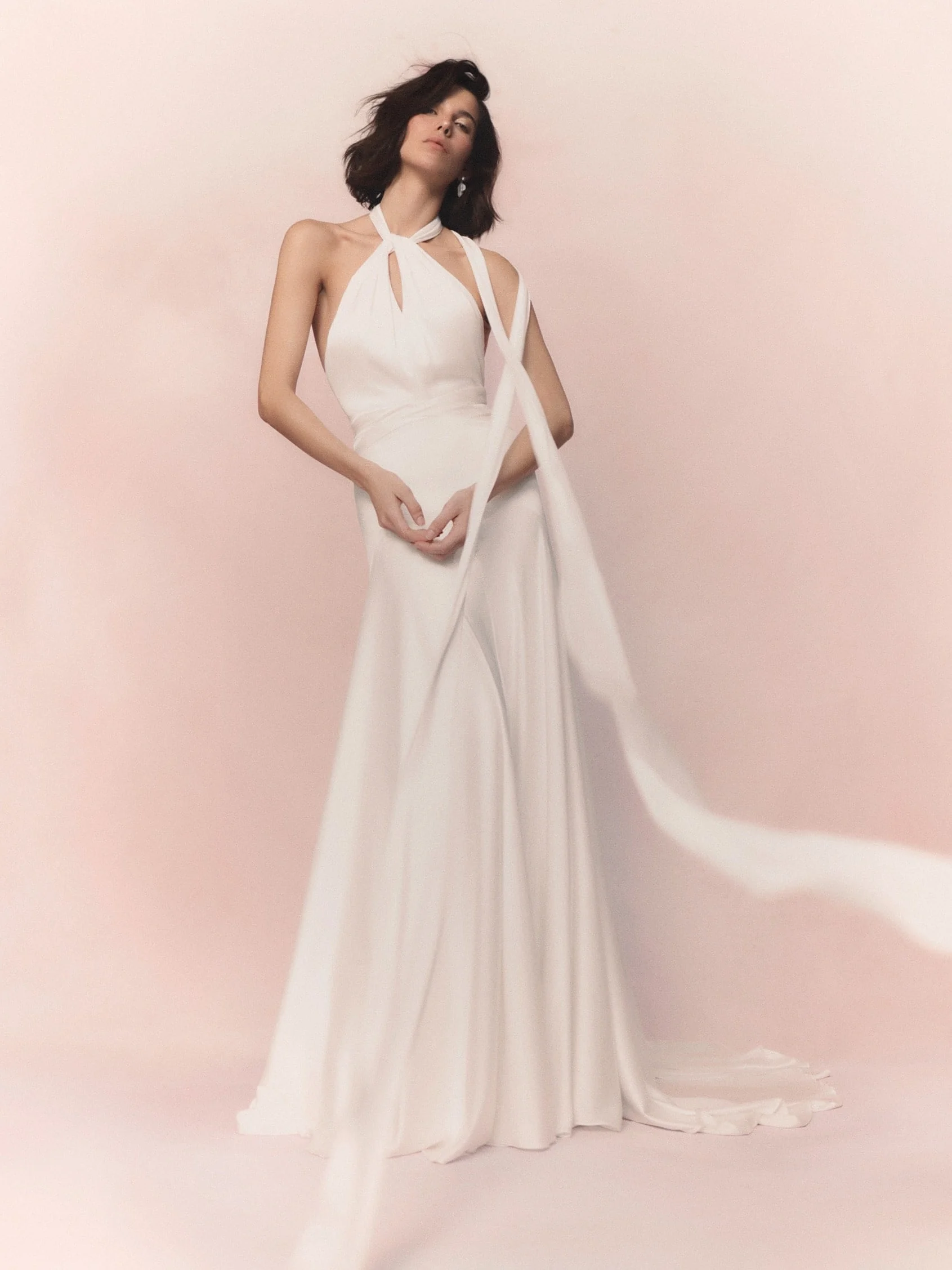 ANTALYA A-line wedding dress with halter neck