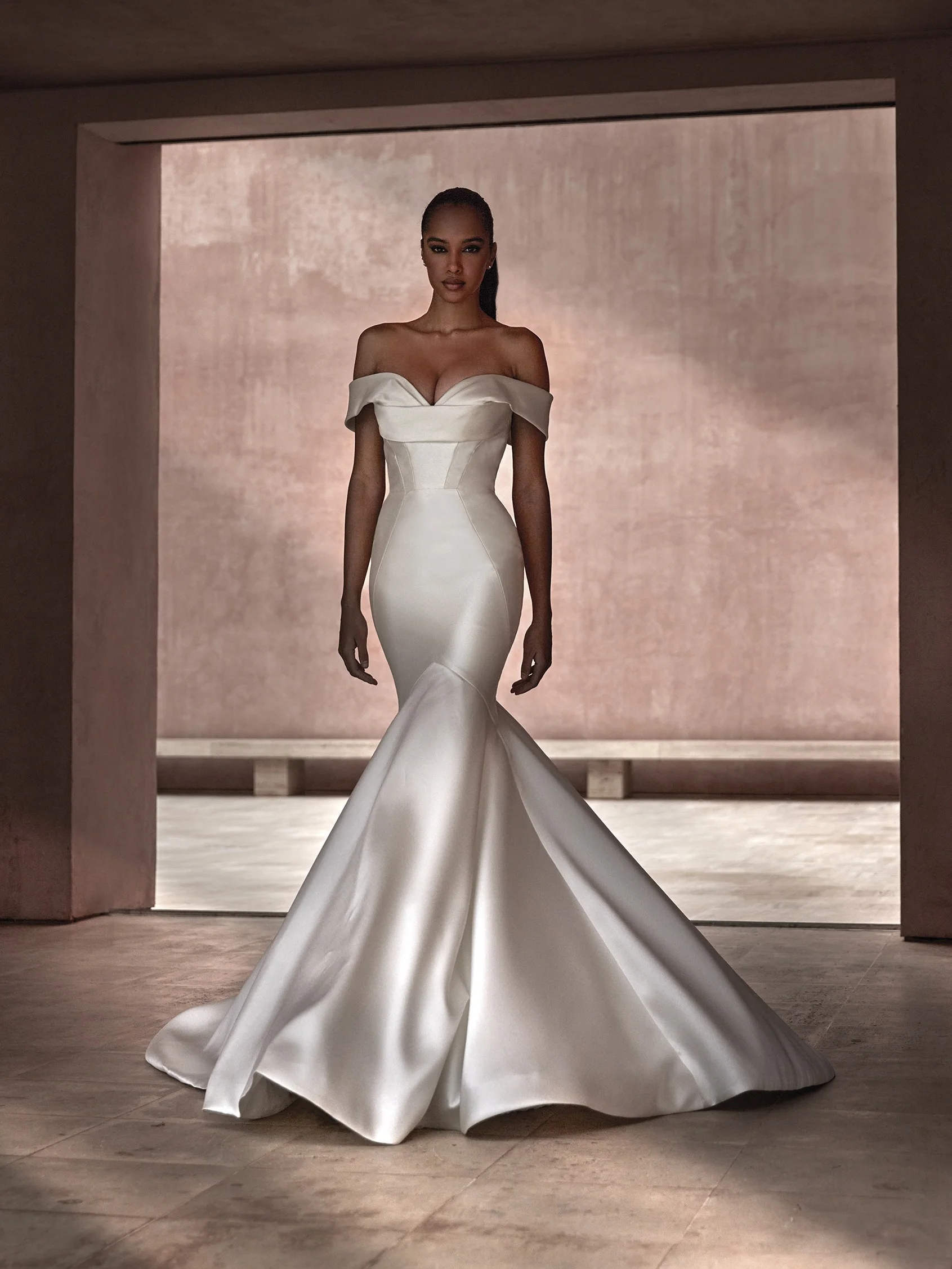 AVONIA Mermaid Mikado wedding dress