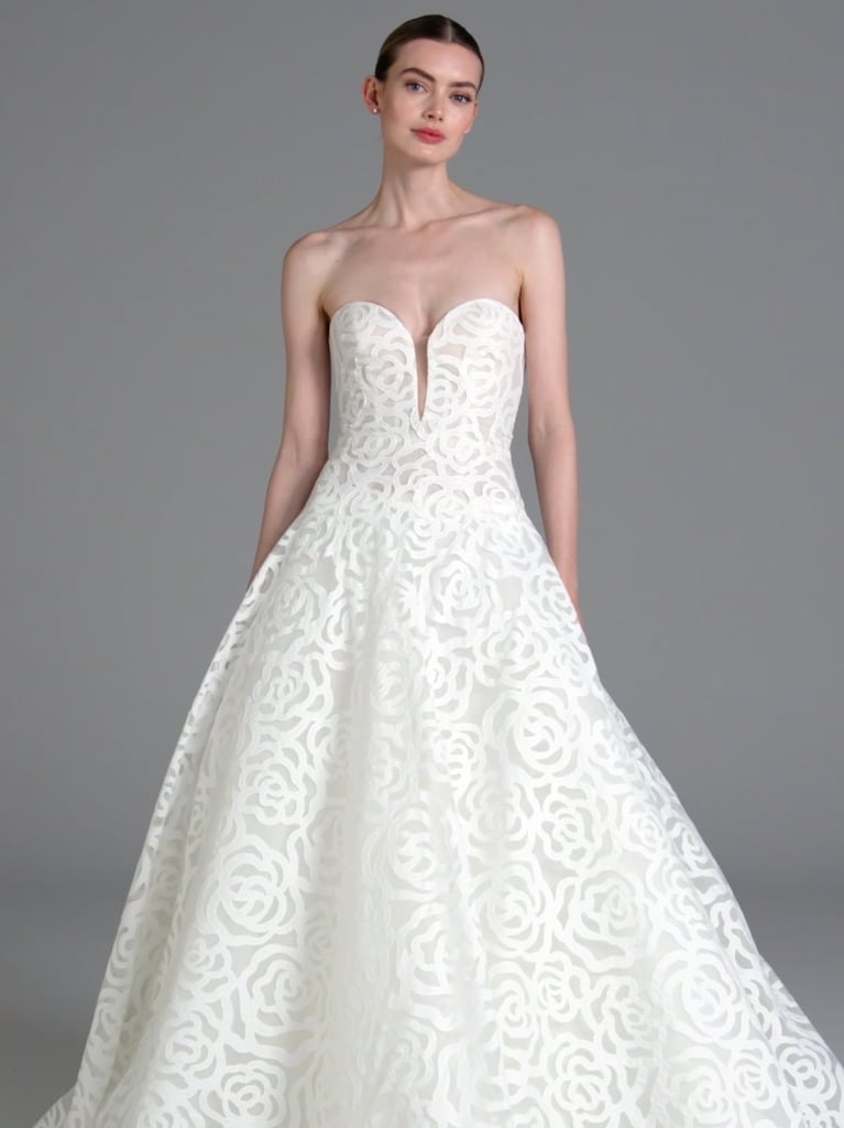 LOUELLE Ballgown wedding dress with sweetheart neckline sleeveless in lace 4 LOUELLE Ballgown wedding dress with sweetheart neckline sleeveless in lace