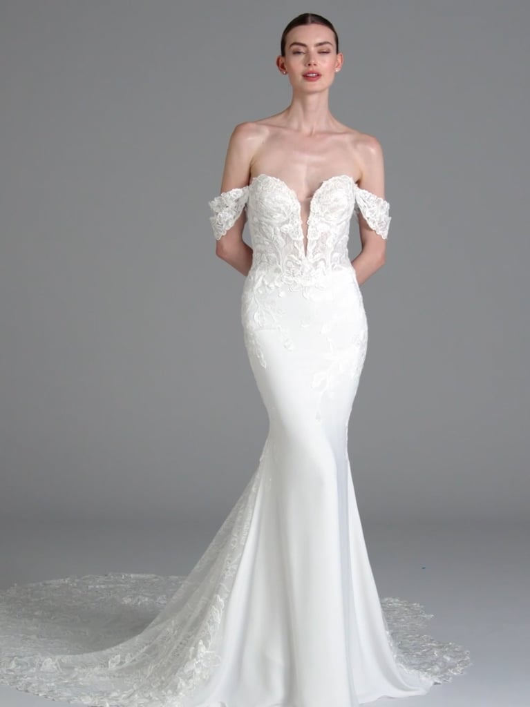 JUDI Mermaid wedding dress with sweetheart neckline with dropped sleeves in crepe 1 JUDI Mermaid wedding dress with sweetheart neckline with dropped sleeves in crepe
