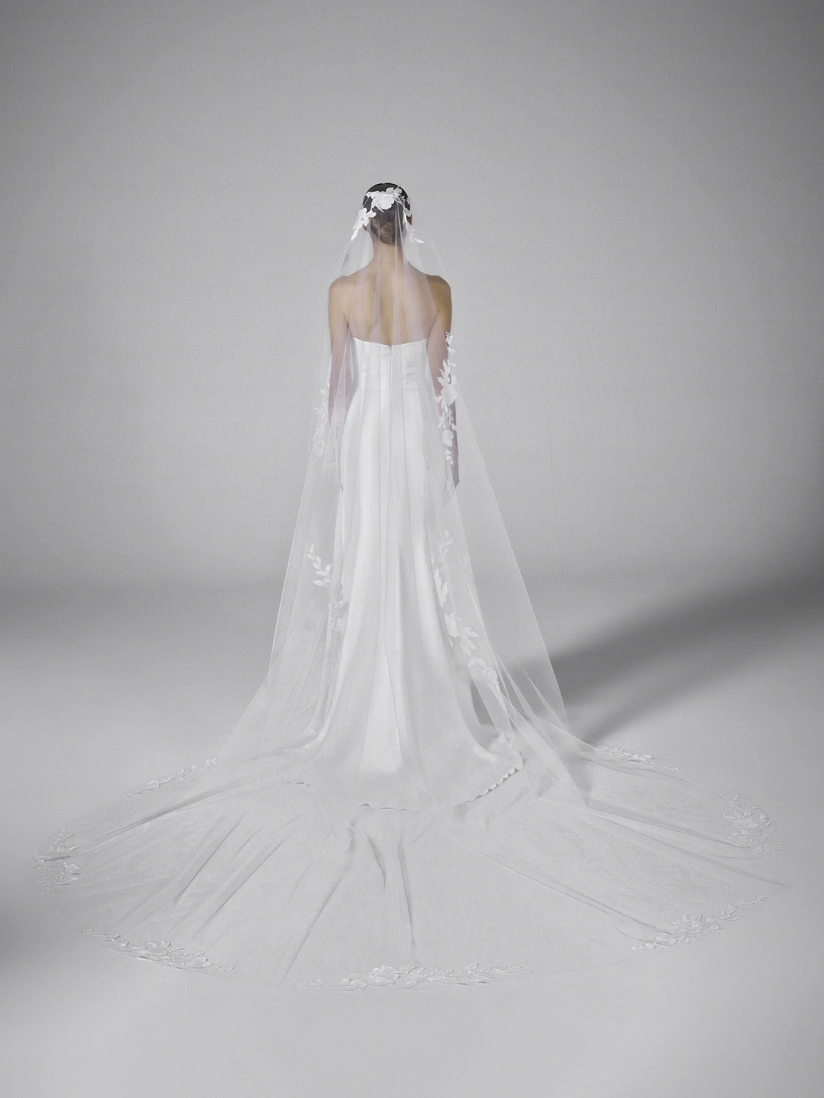 V-LA56 Tulle veil with lace 1 V-LA56 Tulle veil with lace