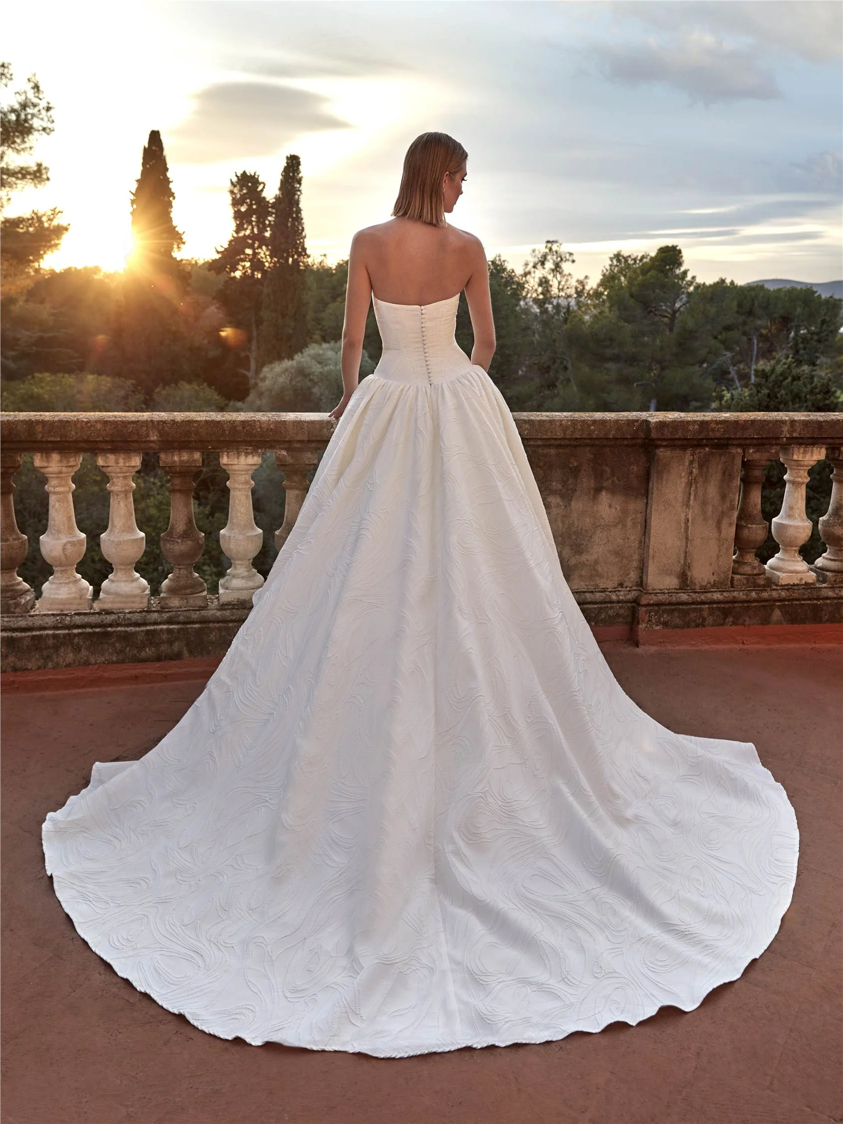 DEVYA Princess strapless bridal dress