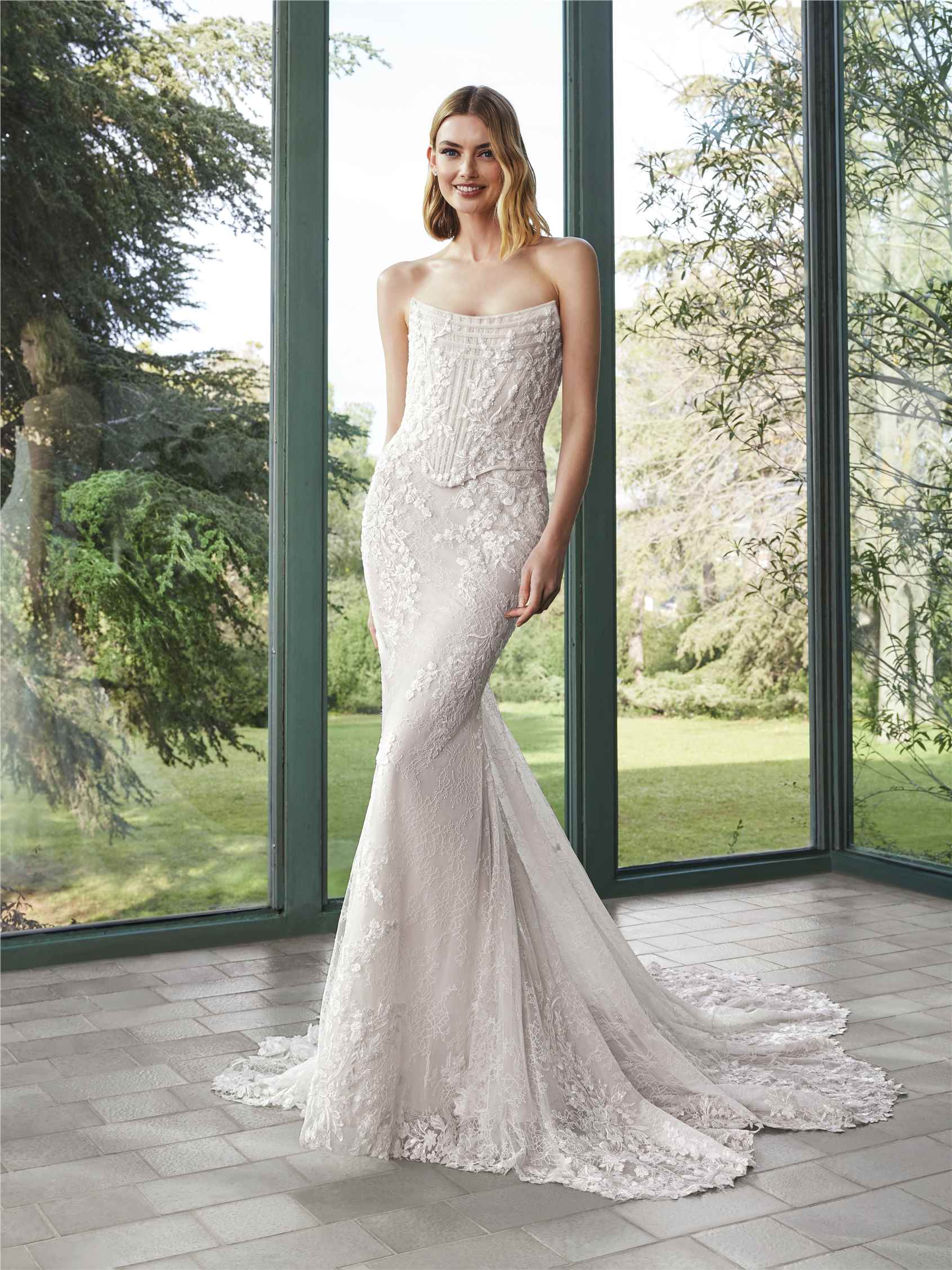 THAIS Lace strapless mermaid wedding dress 1 THAIS Lace strapless mermaid wedding dress