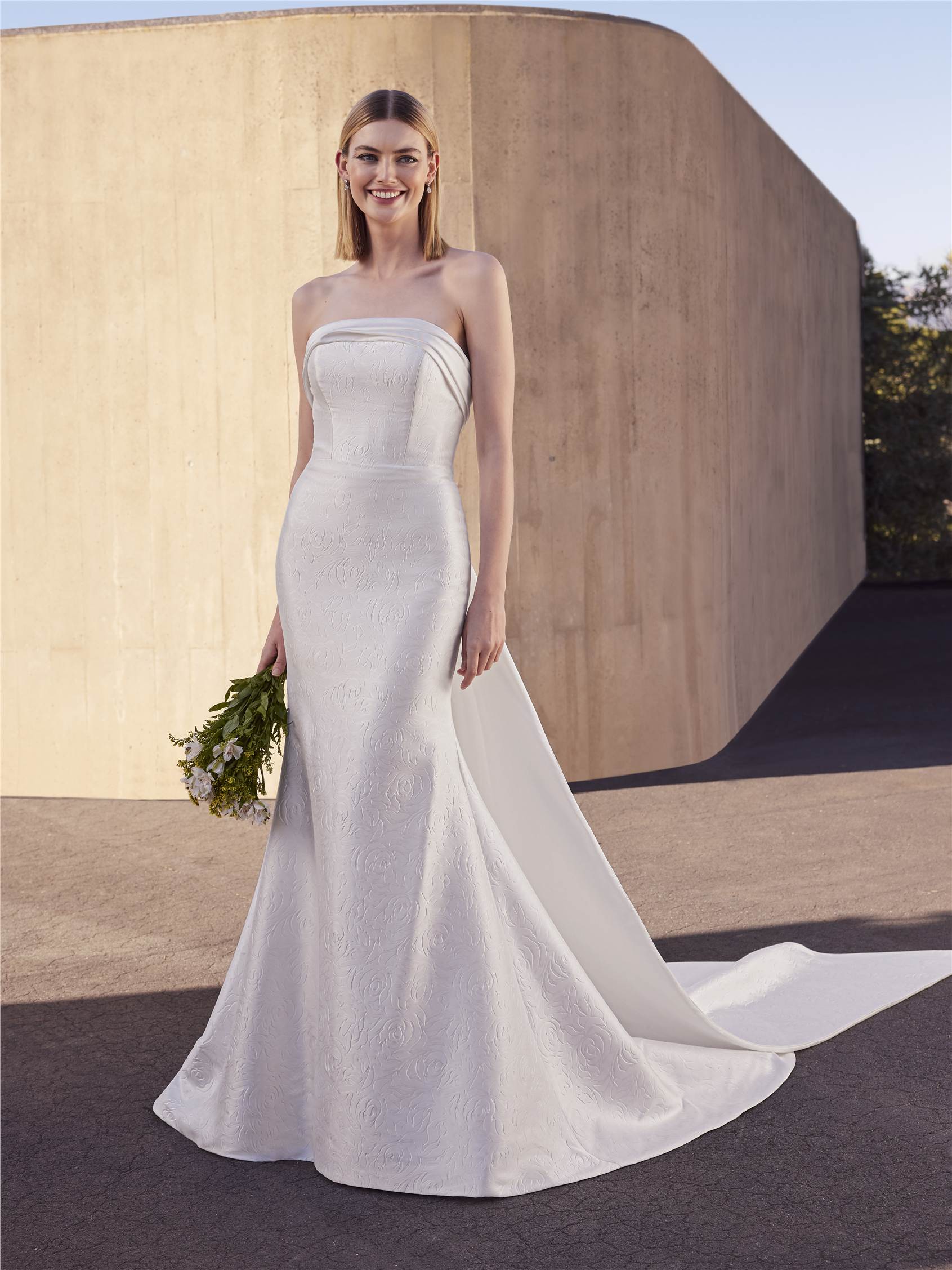 JUNY Strapless mermaid mikado wedding dress