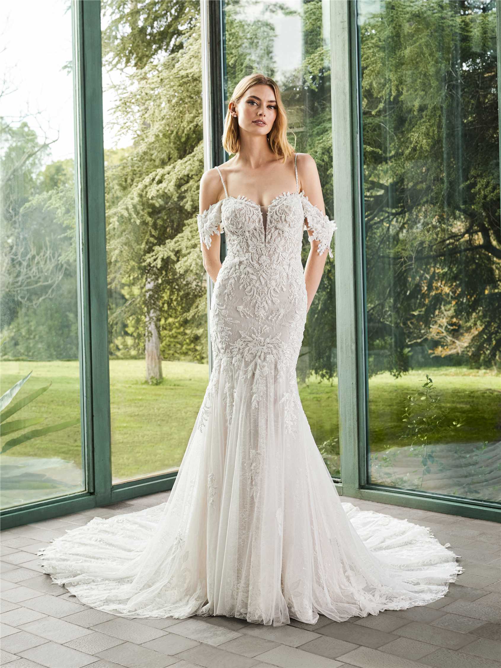 ELIE Lace mermaid sweetheart neckline wedding dress