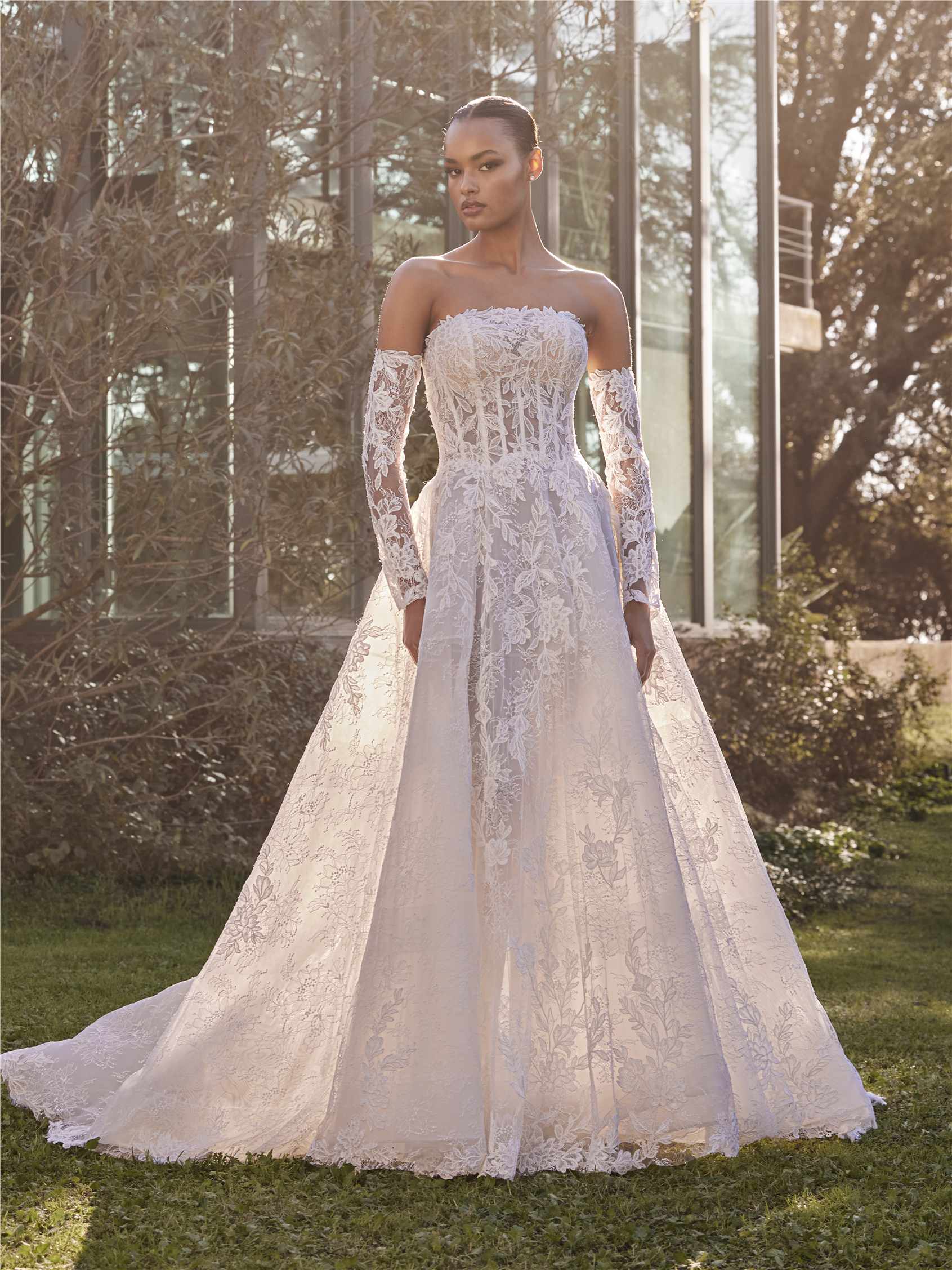 DABRI Lace princess strapless wedding dress