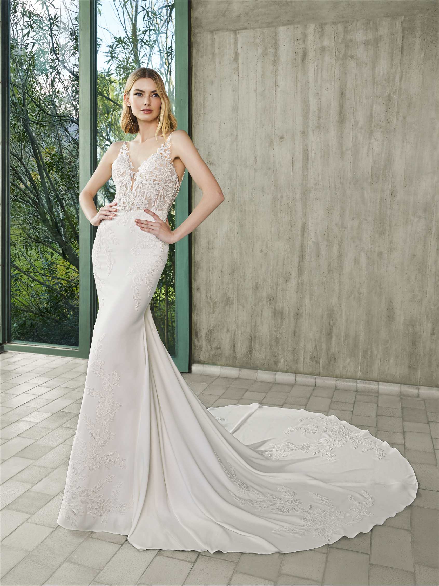 CASSYA Crepe mermaid V-neck wedding dress 1 CASSYA Crepe mermaid V-neck wedding dress