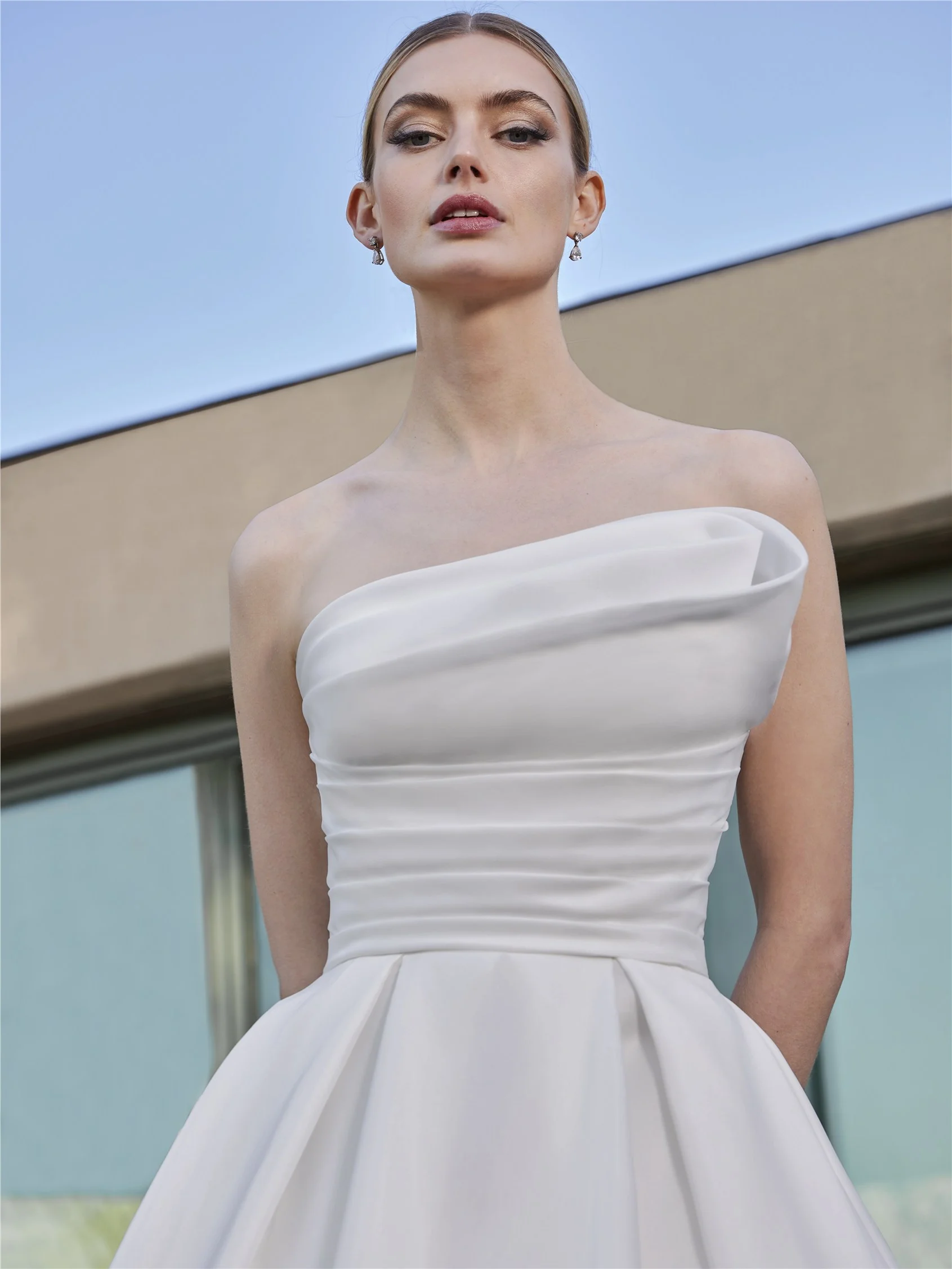 ATINA Strapless princess organza wedding dress