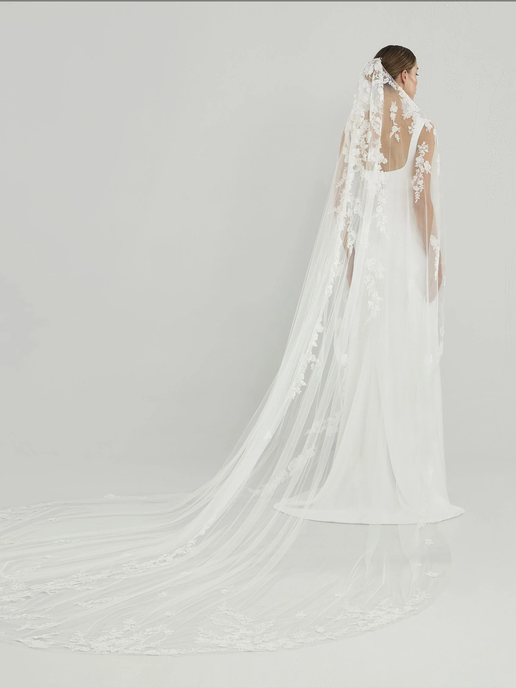 V-PICKFORD Tulle veil