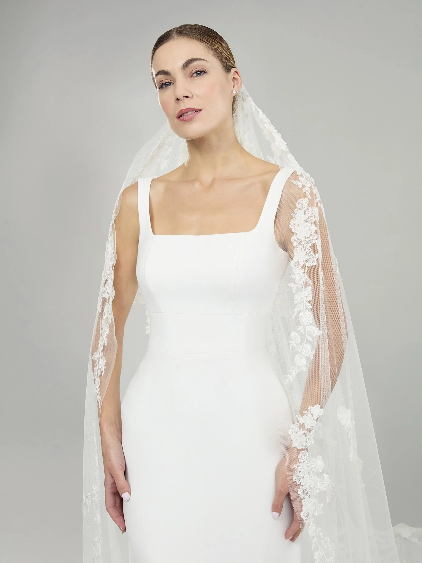 V-PICKFORD Tulle veil