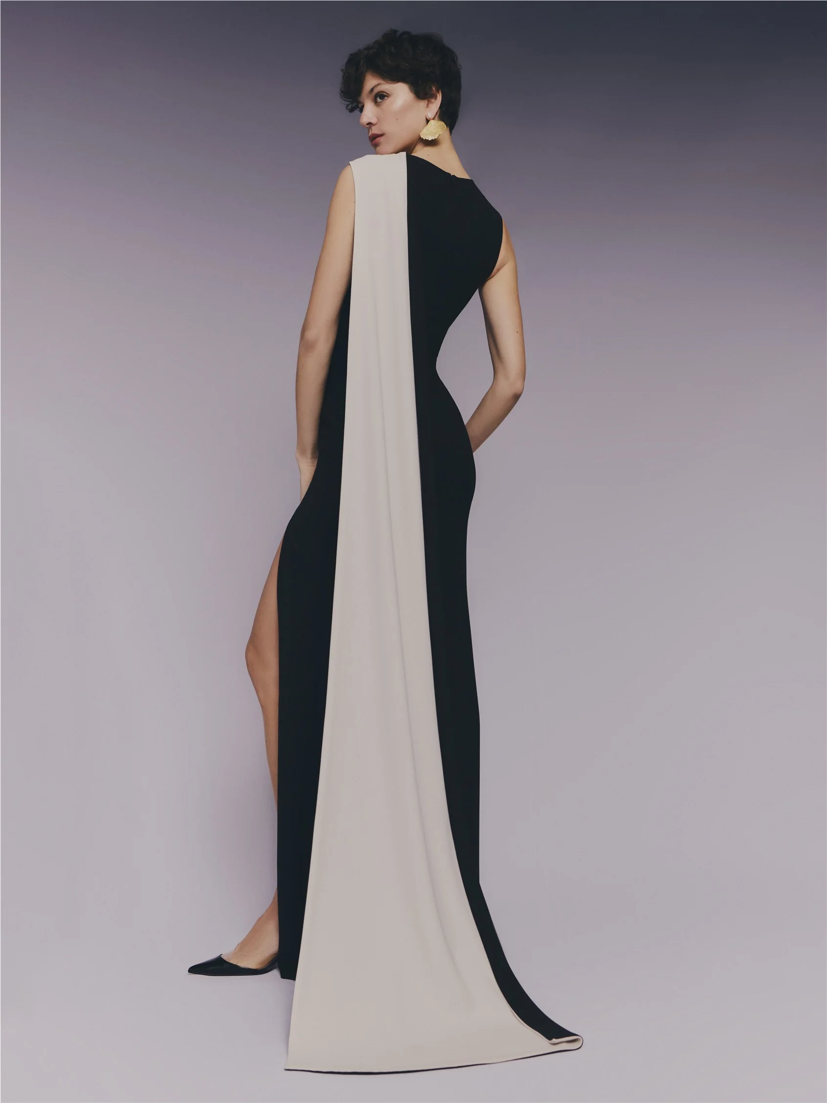 BERILLO Mermaid dress with round neckline