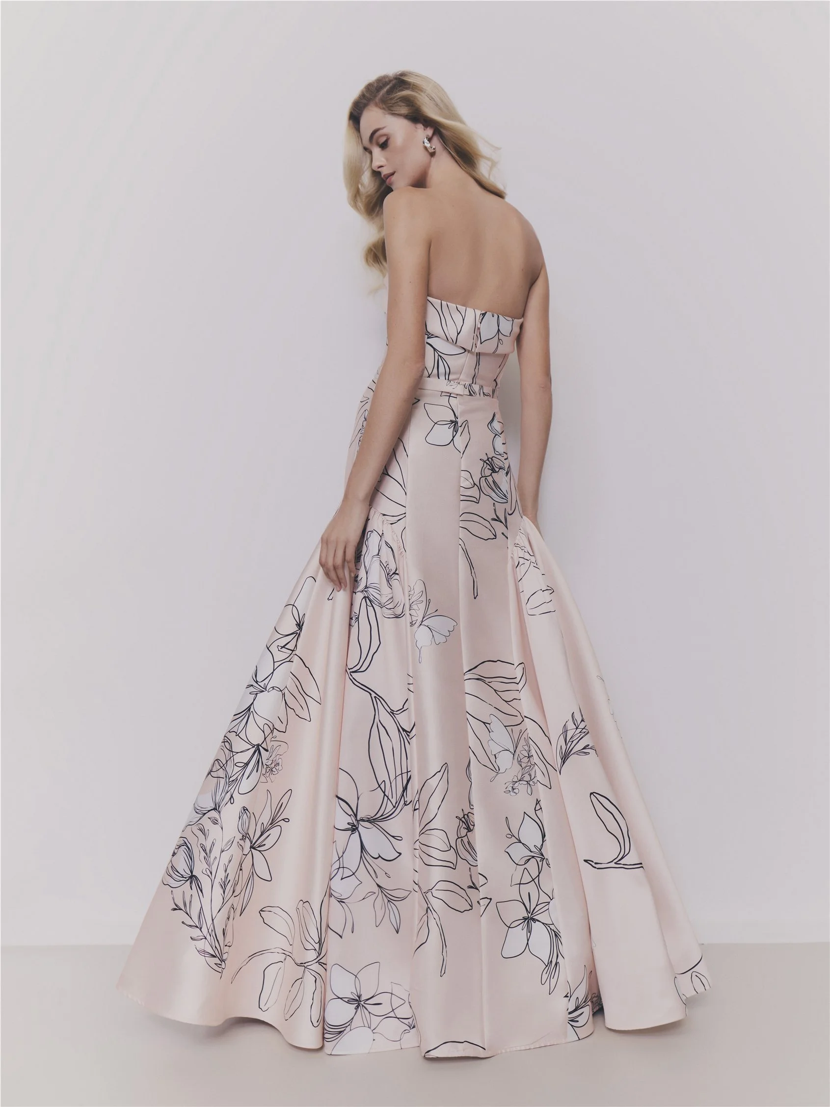 ALHOI A-line dress with strapless neckline
