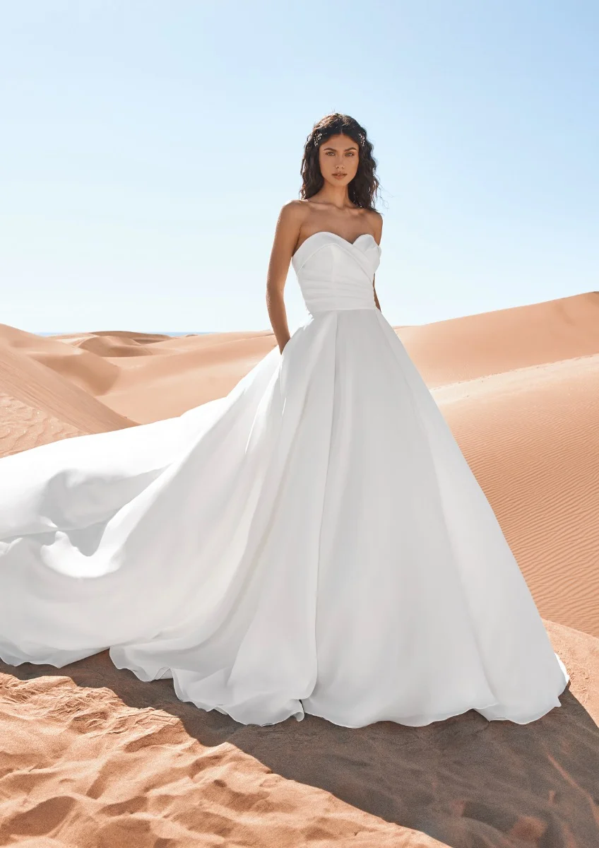 GEIRANGER Princess organza wedding dress with sweetheart neckline 1 GEIRANGER Princess organza wedding dress with sweetheart neckline