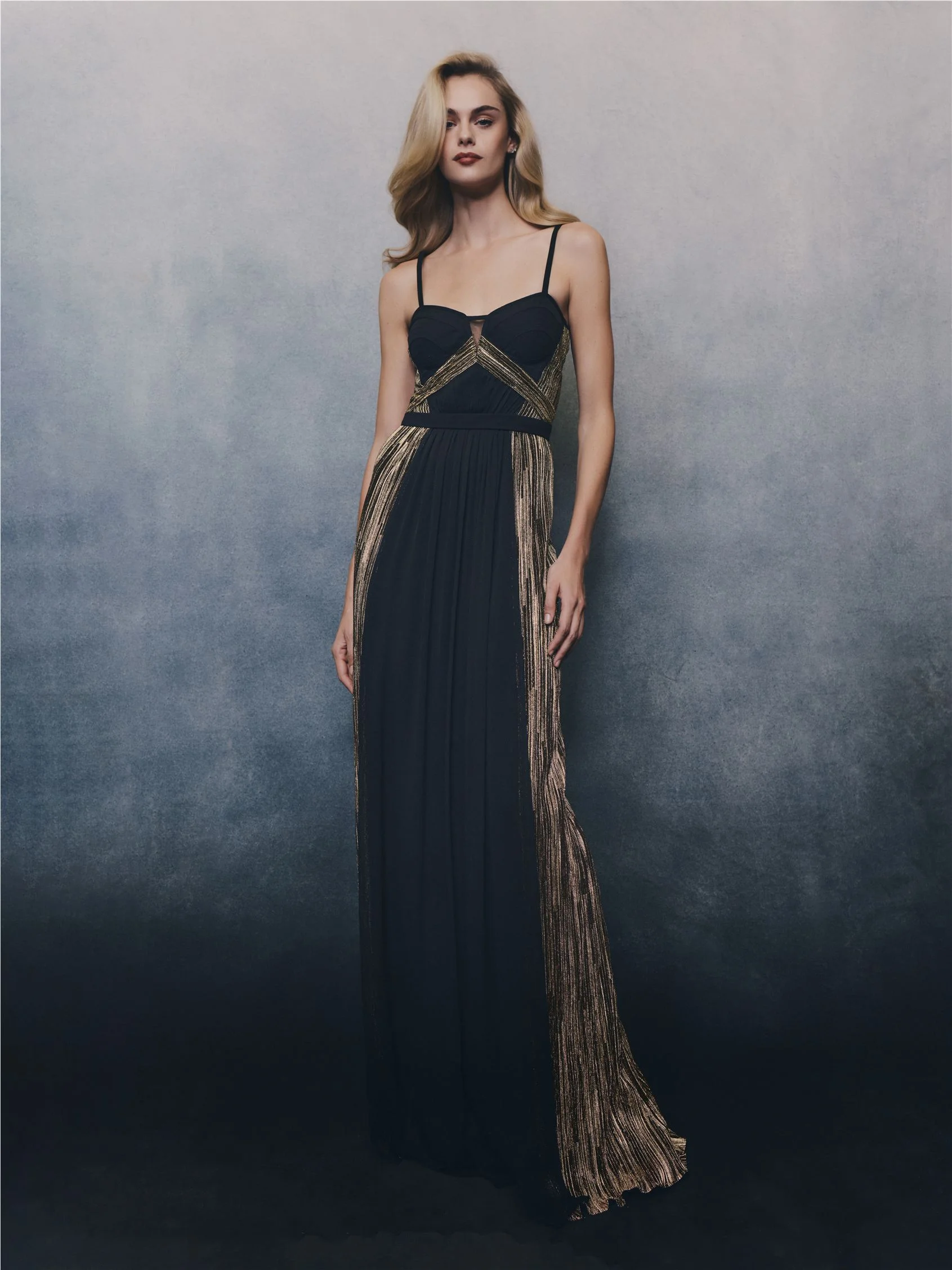 MAYU A-line dress with sweetheart neckline 1 MAYU A-line dress with sweetheart neckline
