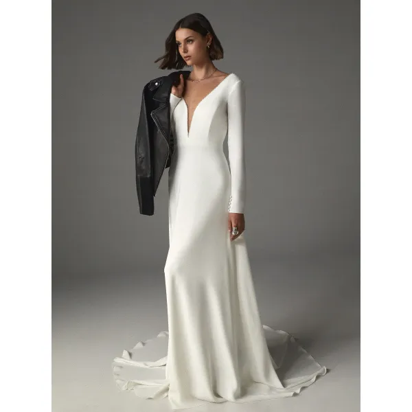 KEA Long sleeve A-line wedding dress in crepe with a V-neckline 1 KEA Long sleeve A-line wedding dress in crepe with a V-neckline