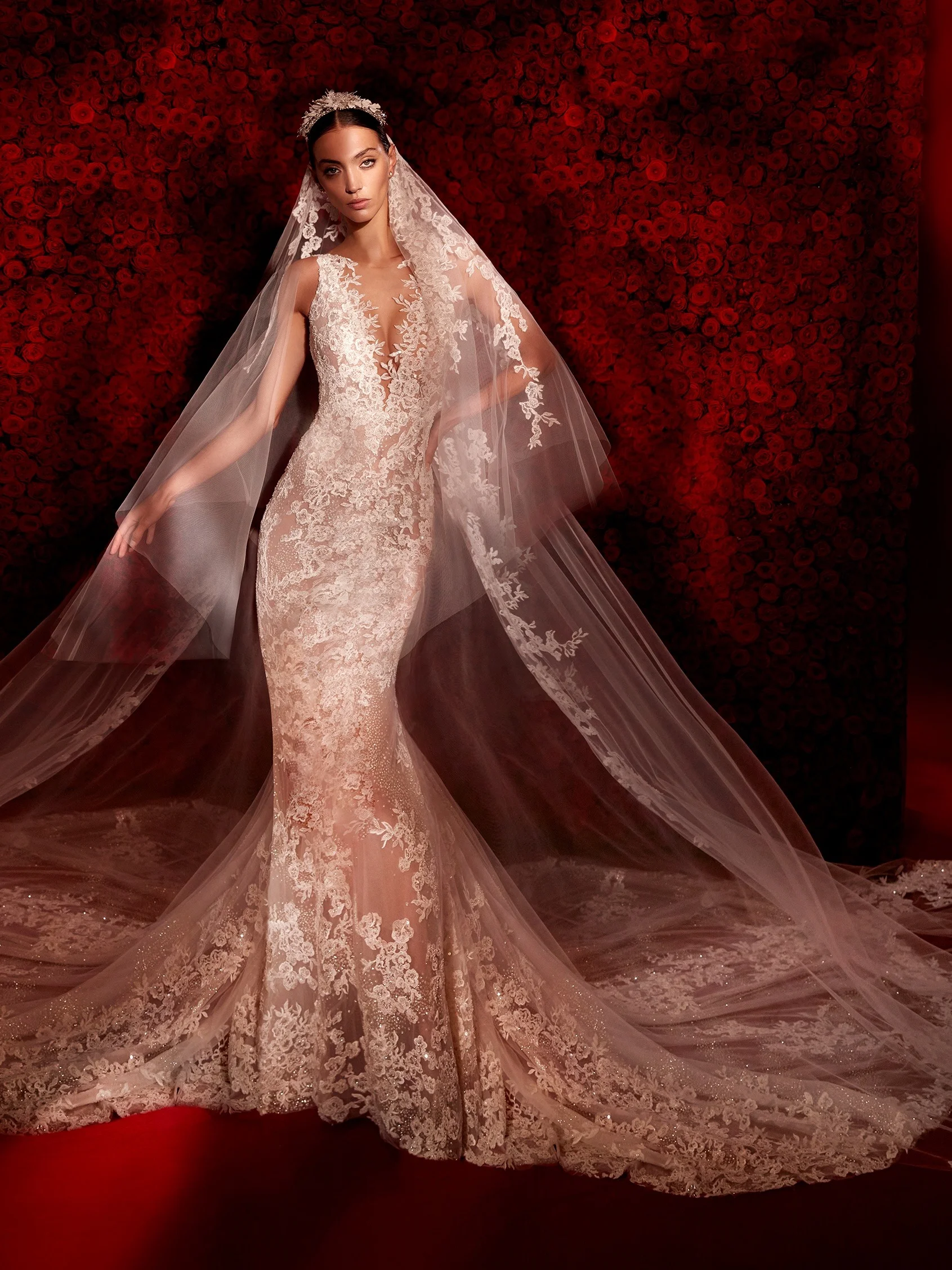 DESSAY Sleeveless mermaid wedding dress with V-neck