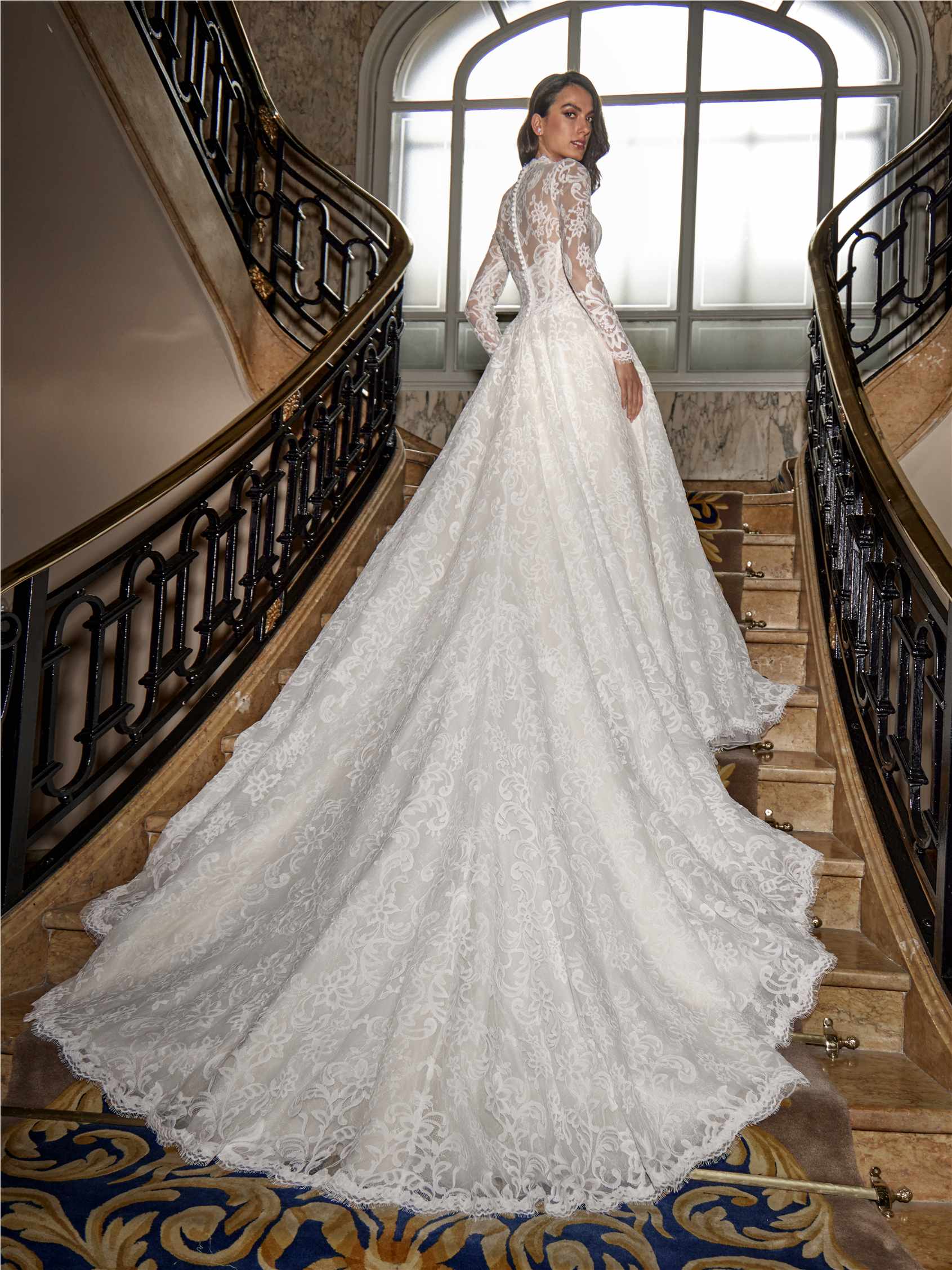 BITHYNIA Princess gown with V-neckline and extended train 2 BITHYNIA Princess gown with V-neckline and extended train