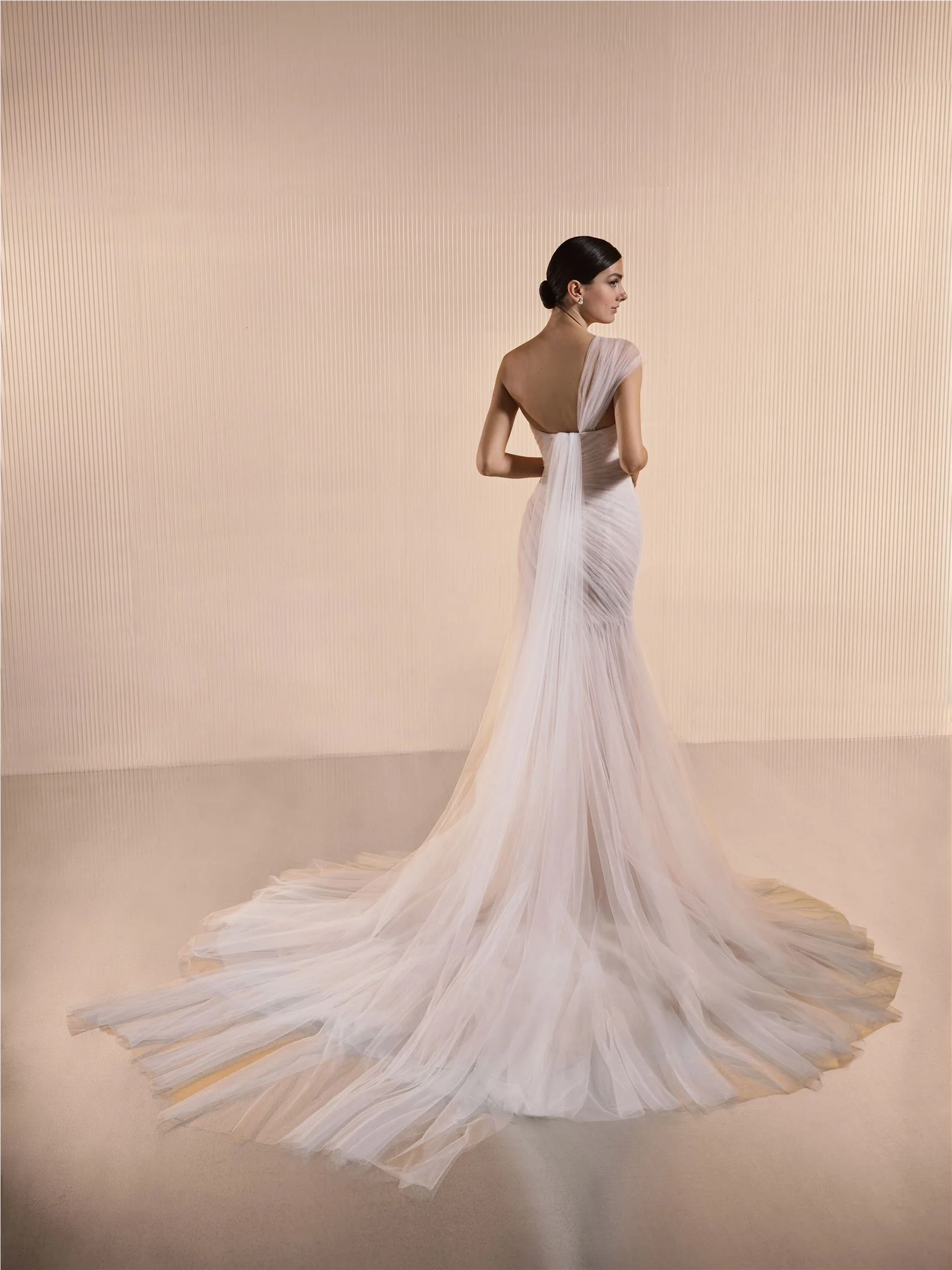 AURENIA Pleated tulle mermaid gown with detachable train 4 AURENIA Pleated tulle mermaid gown with detachable train
