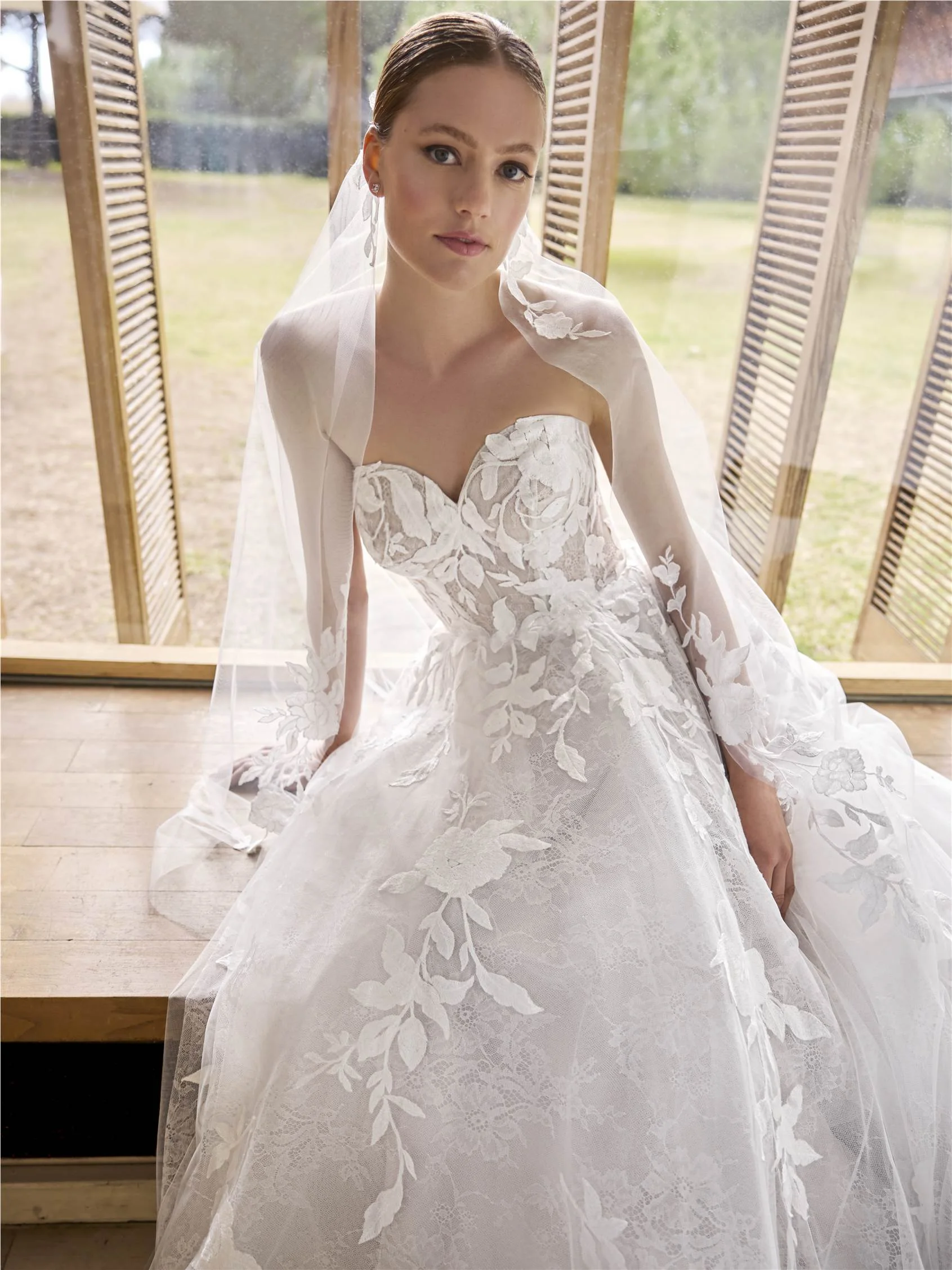 SIBILA Princess dress with sweetheart neckline 3 SIBILA Princess dress with sweetheart neckline