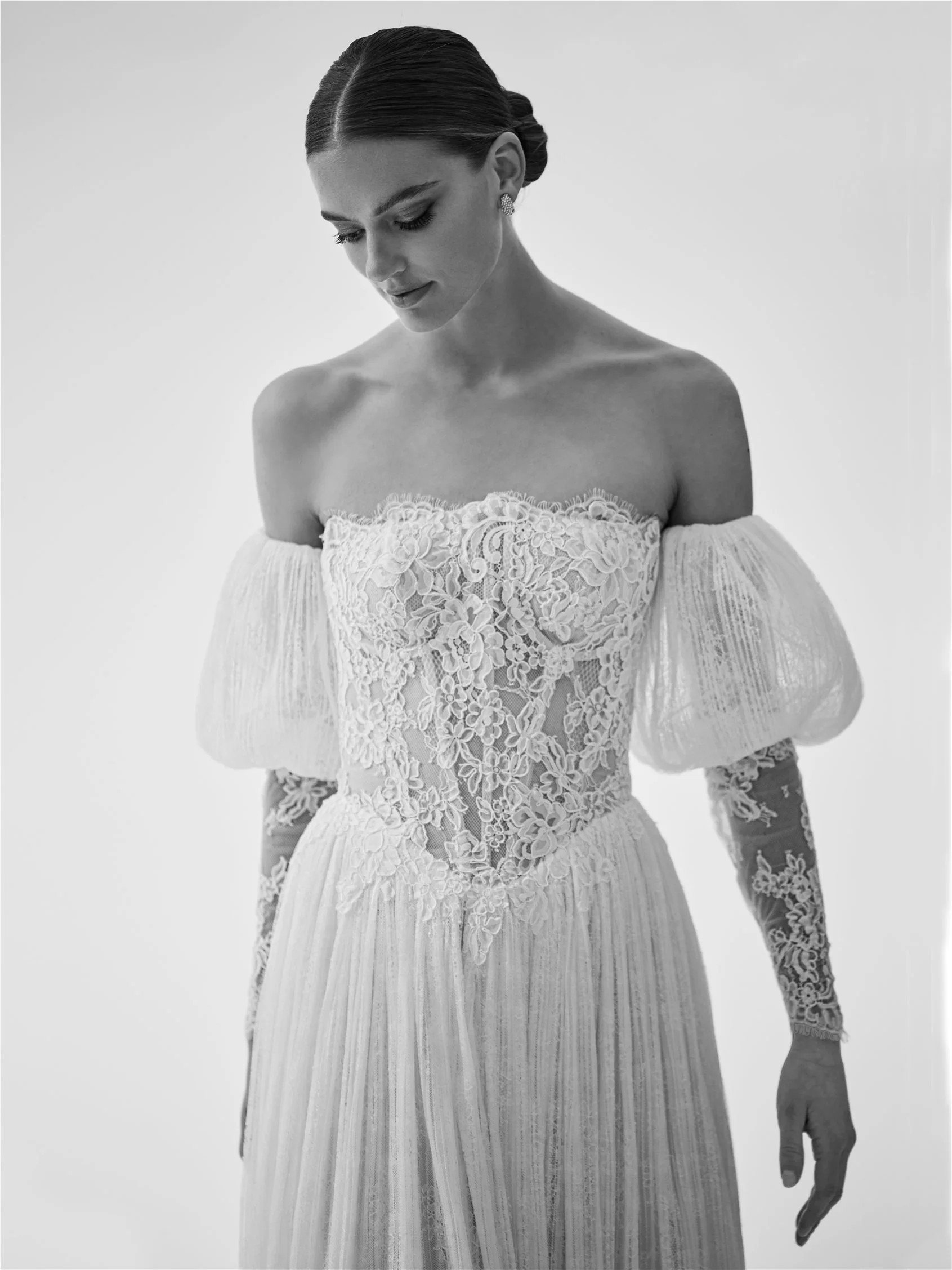 LIEKE Strapless A-line dress with detachable sleeves