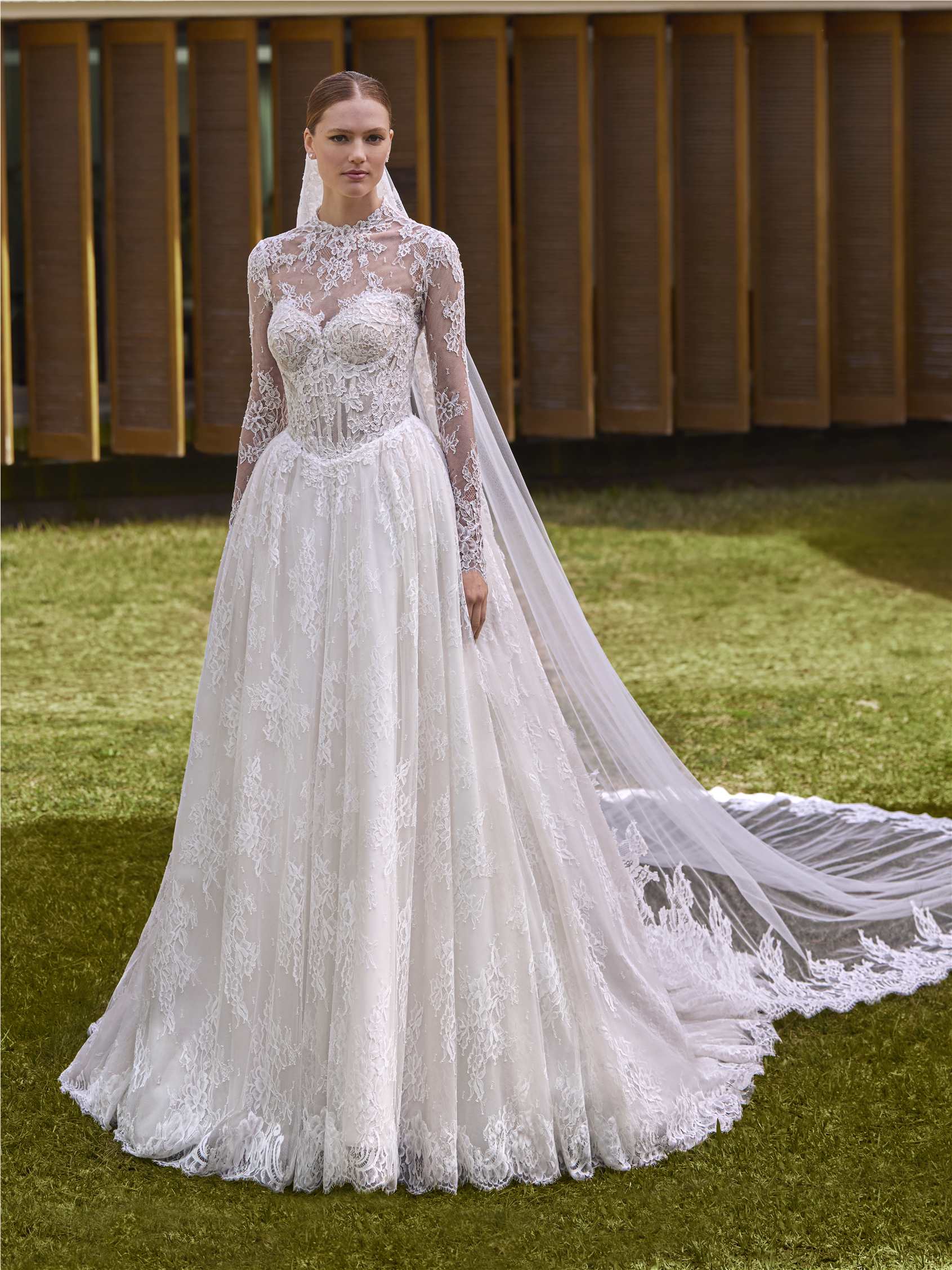 BETJE Princess dress with detachable top