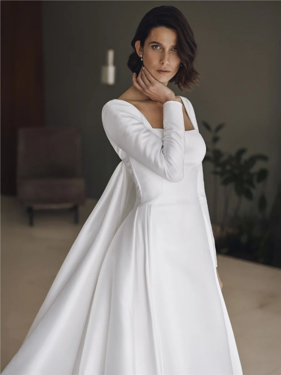 DRAVOR A-line dress with square neckline and detachable cape 5 DRAVOR A-line dress with square neckline and detachable cape