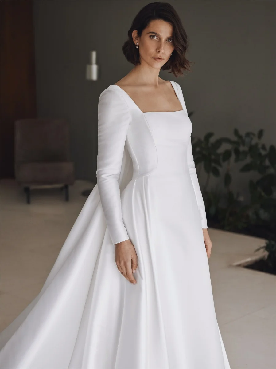 DRAVOR A-line dress with square neckline and detachable cape 7 DRAVOR A-line dress with square neckline and detachable cape