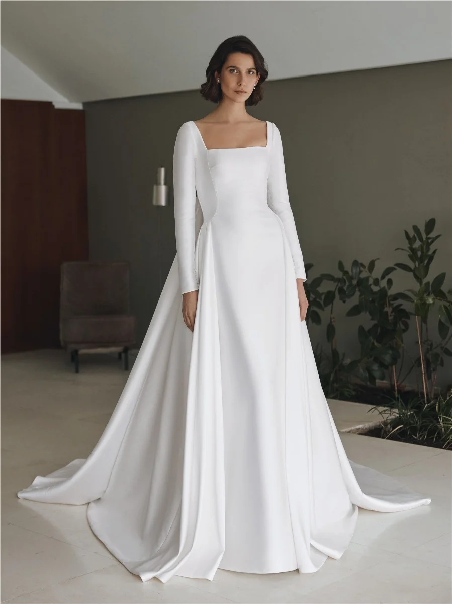 DRAVOR A-line dress with square neckline and detachable cape 8 DRAVOR A-line dress with square neckline and detachable cape