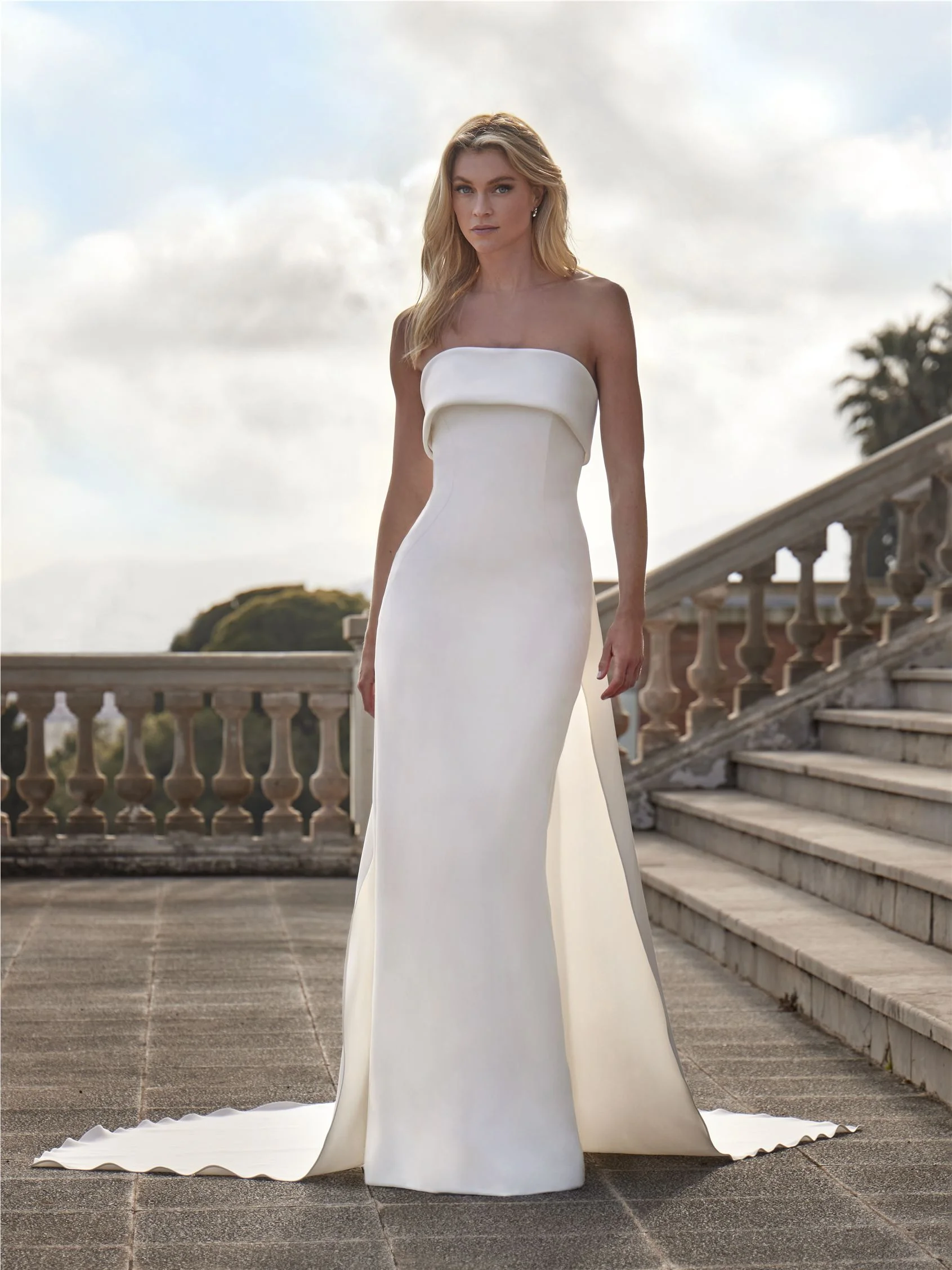 YUVAL Strapless column dress with detachable train 1 YUVAL Strapless column dress with detachable train