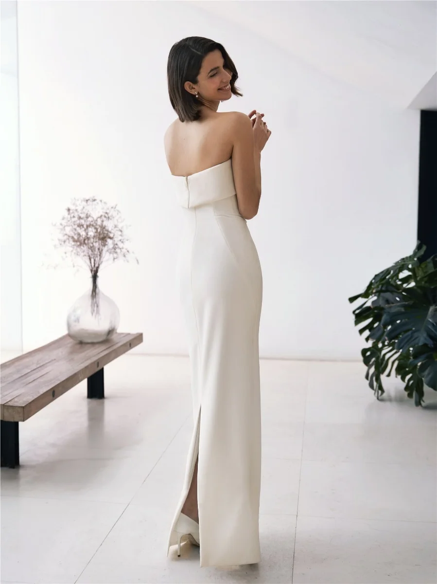 YUVAL Strapless column dress with detachable train 5 YUVAL Strapless column dress with detachable train