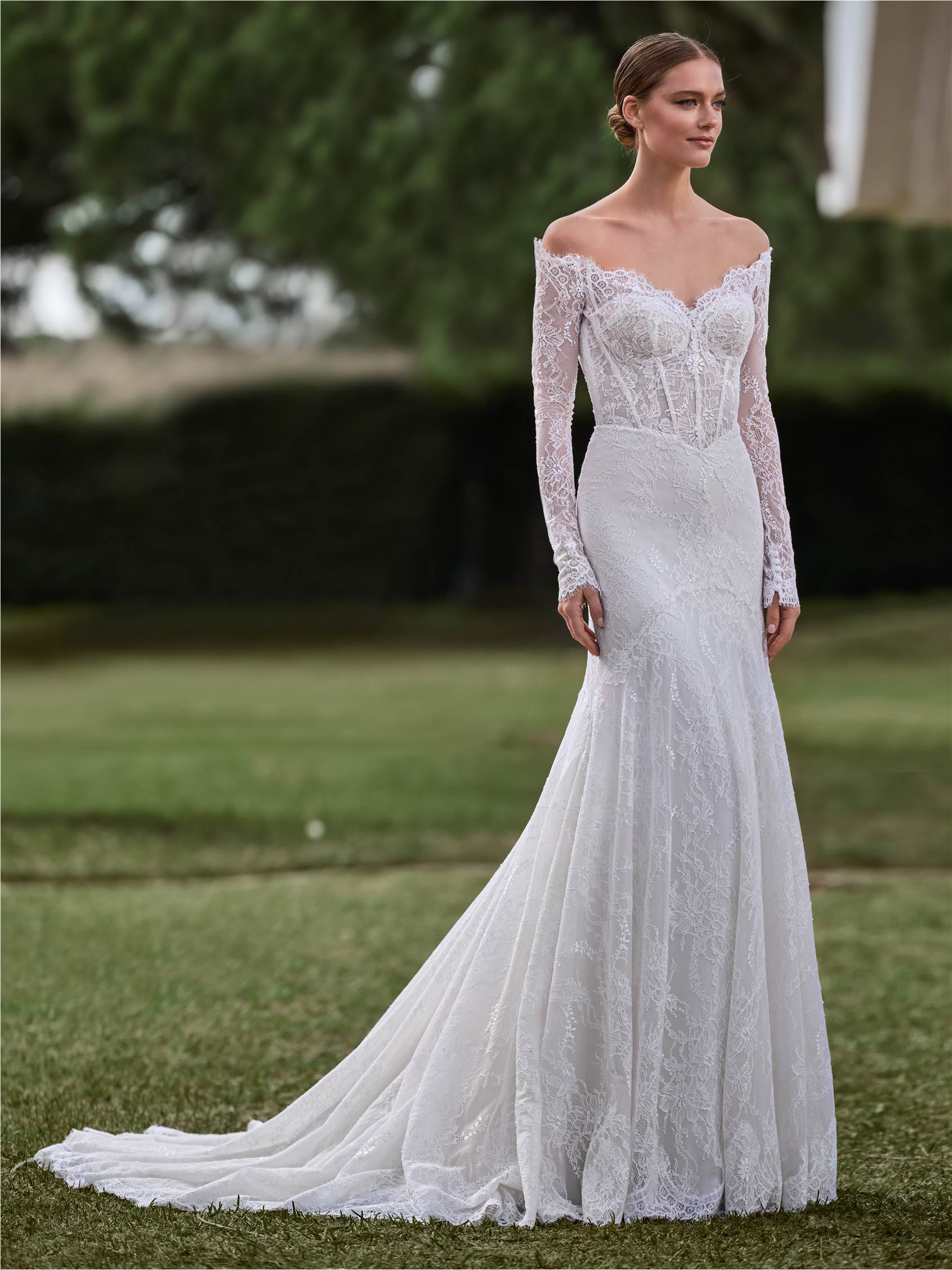 GLENY Mermaid dress with off-the-shoulders neckline and long sleeves