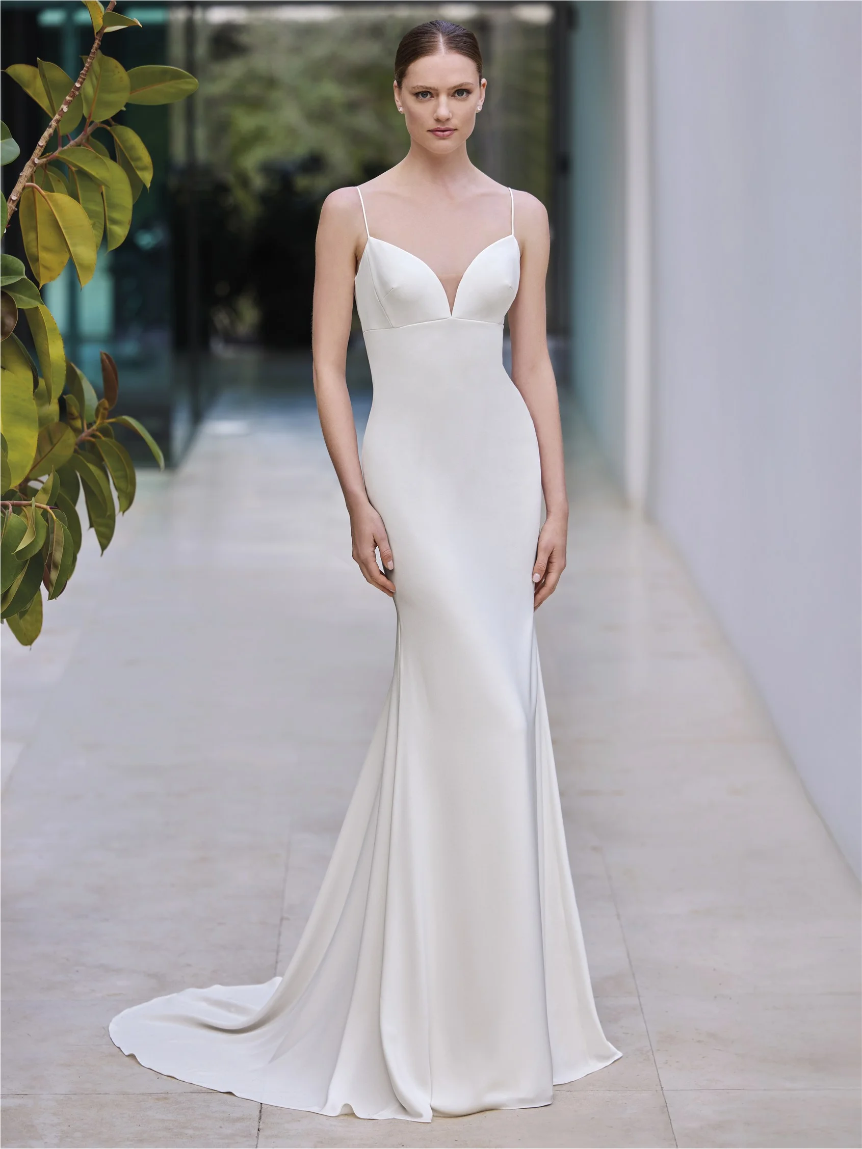 CIENY Mermaid dress with V-neckline and removable elements