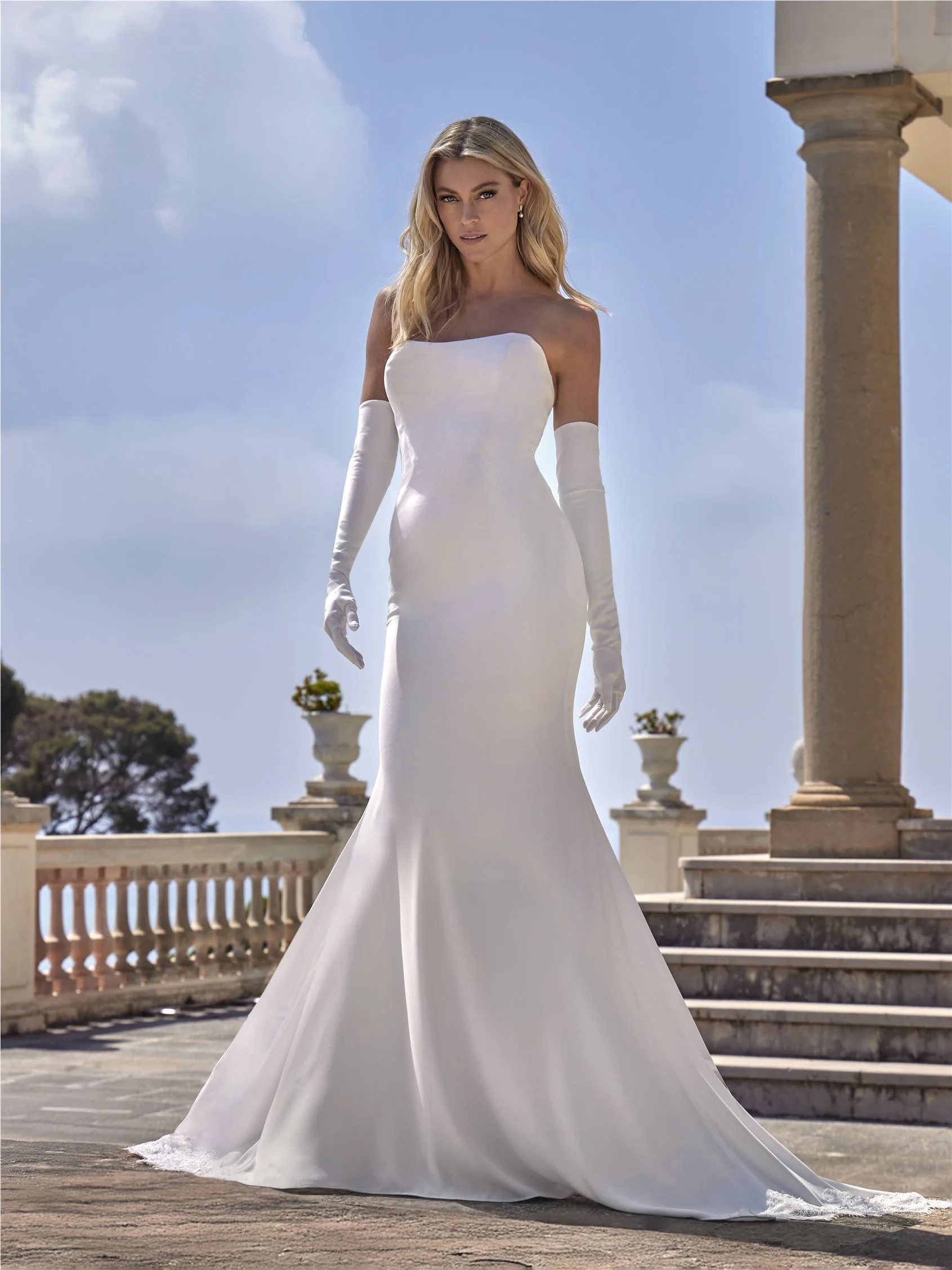 NURYA Strapless mermaid dress