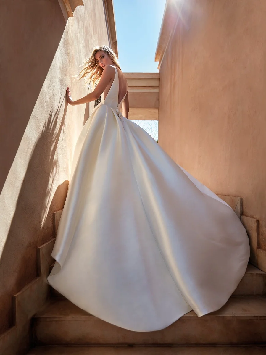 NEVADO A-line wedding dress in Mikado with a boat neckline
