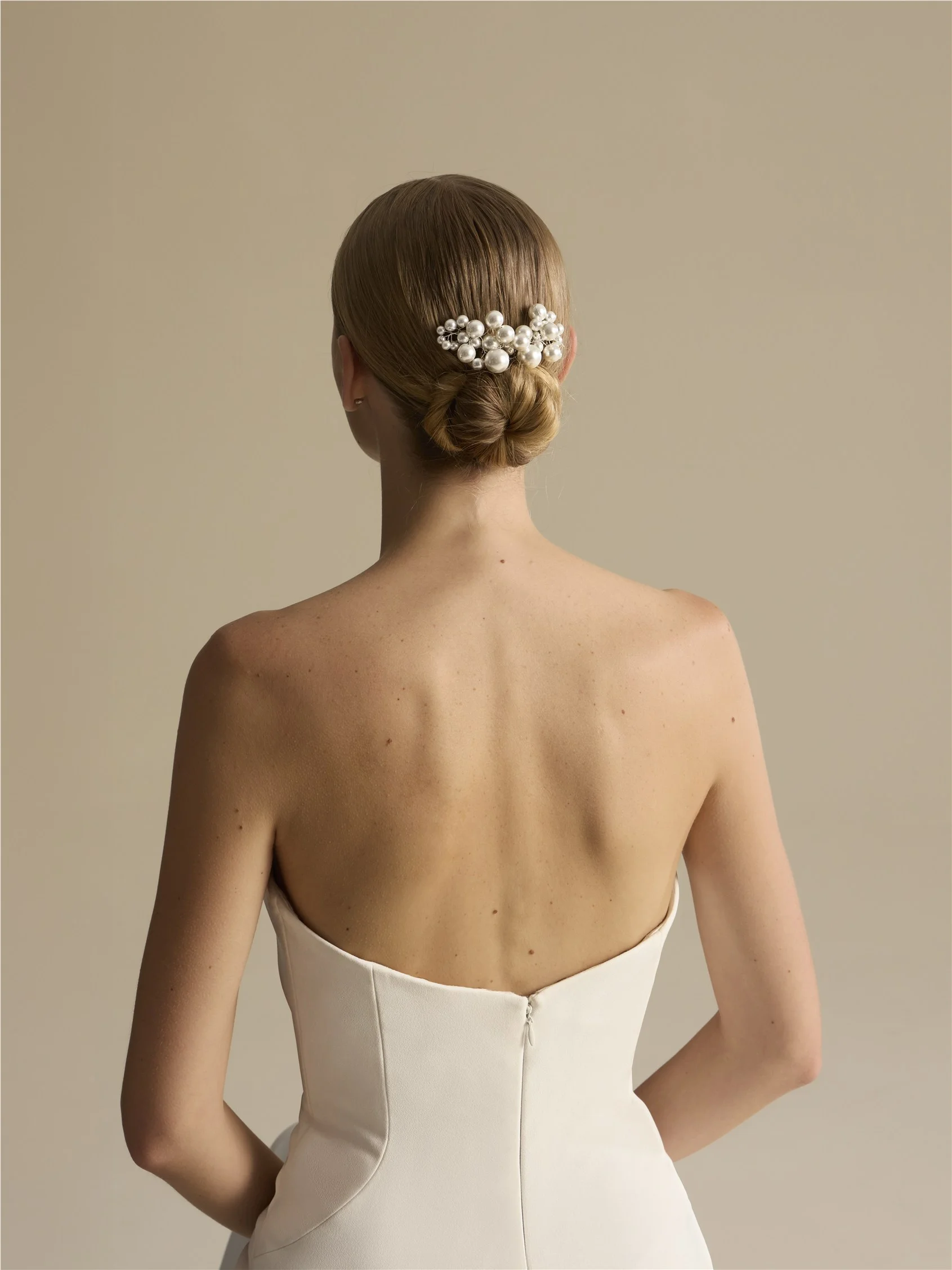 HD-LA67 Bridal headpiece made of metal and beads 1 HD-LA67 Bridal headpiece made of metal and beads