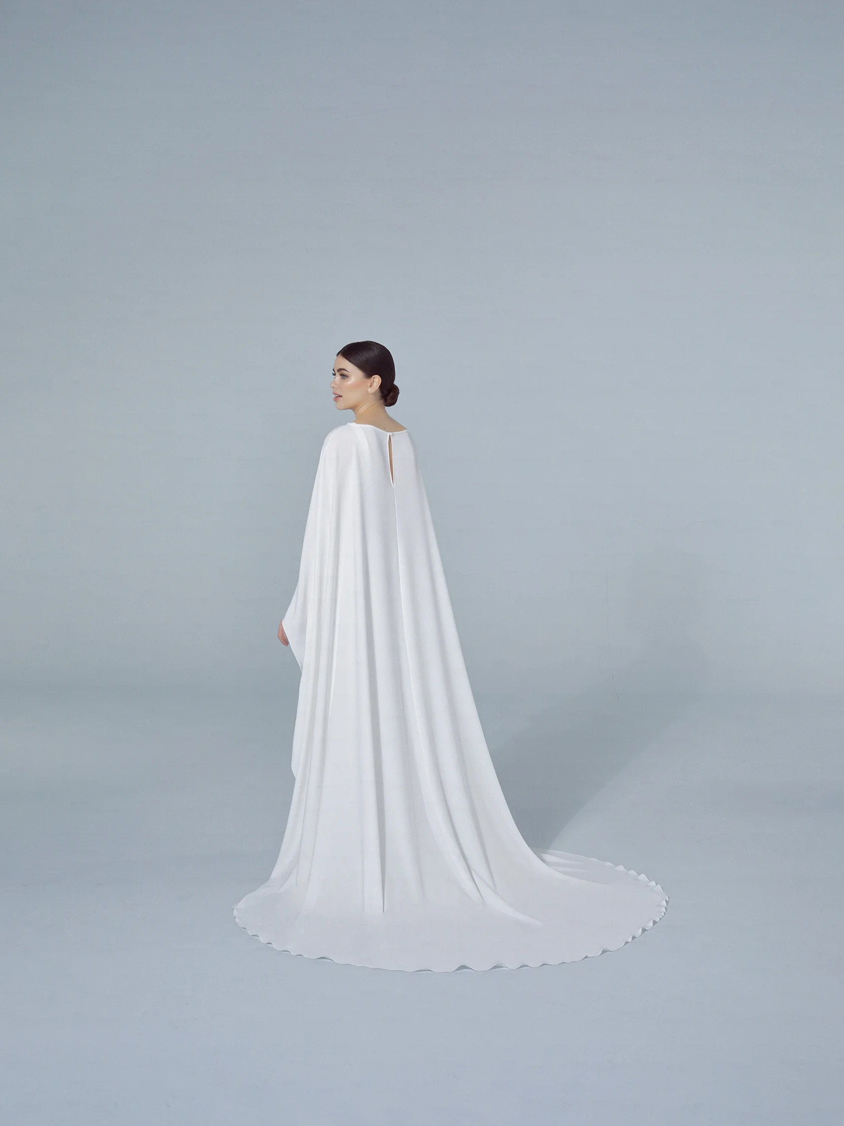 CAPE-LA22 Crepe cape