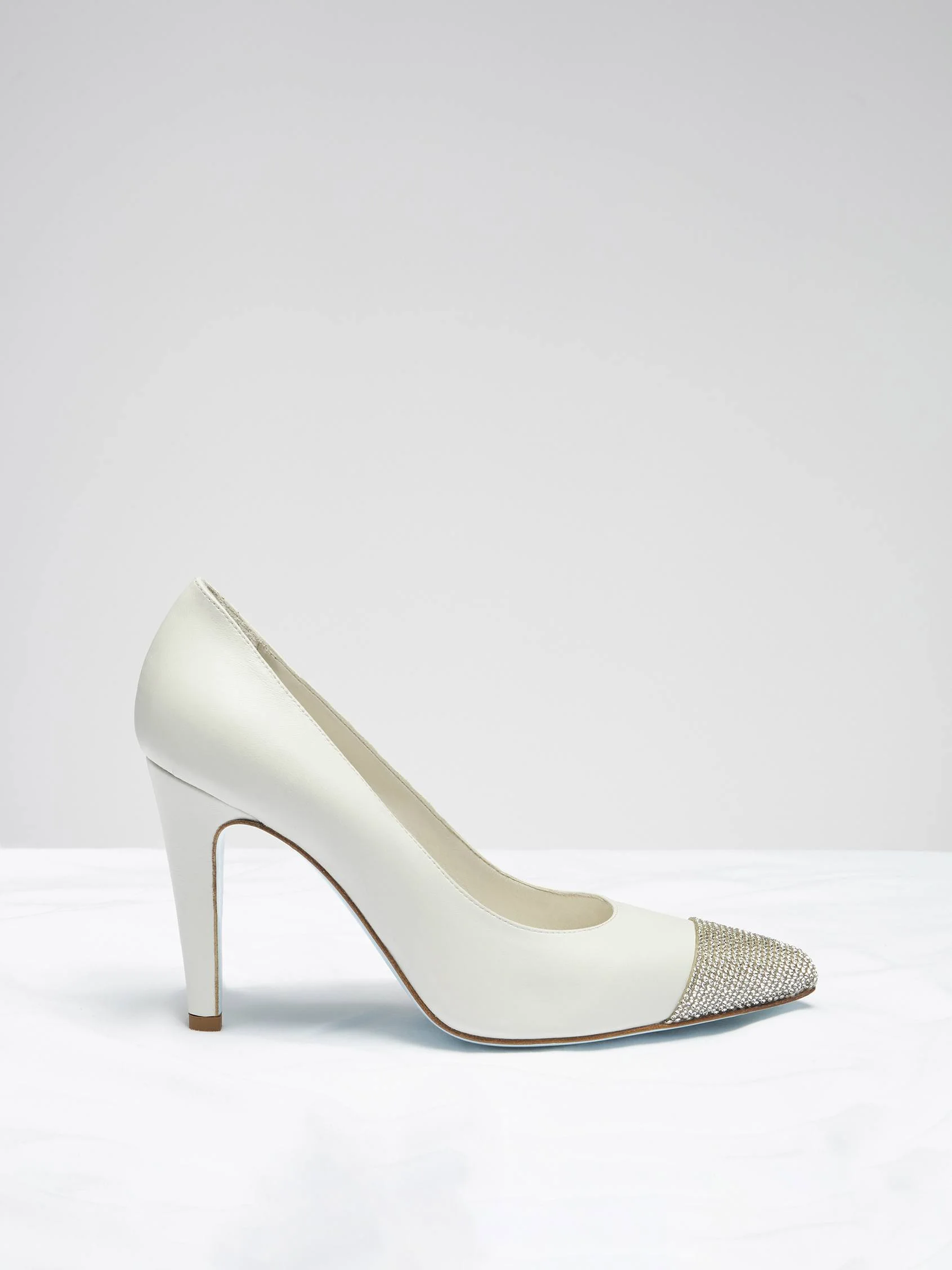 ALSKA SHOE Leather shoes with rhinestones